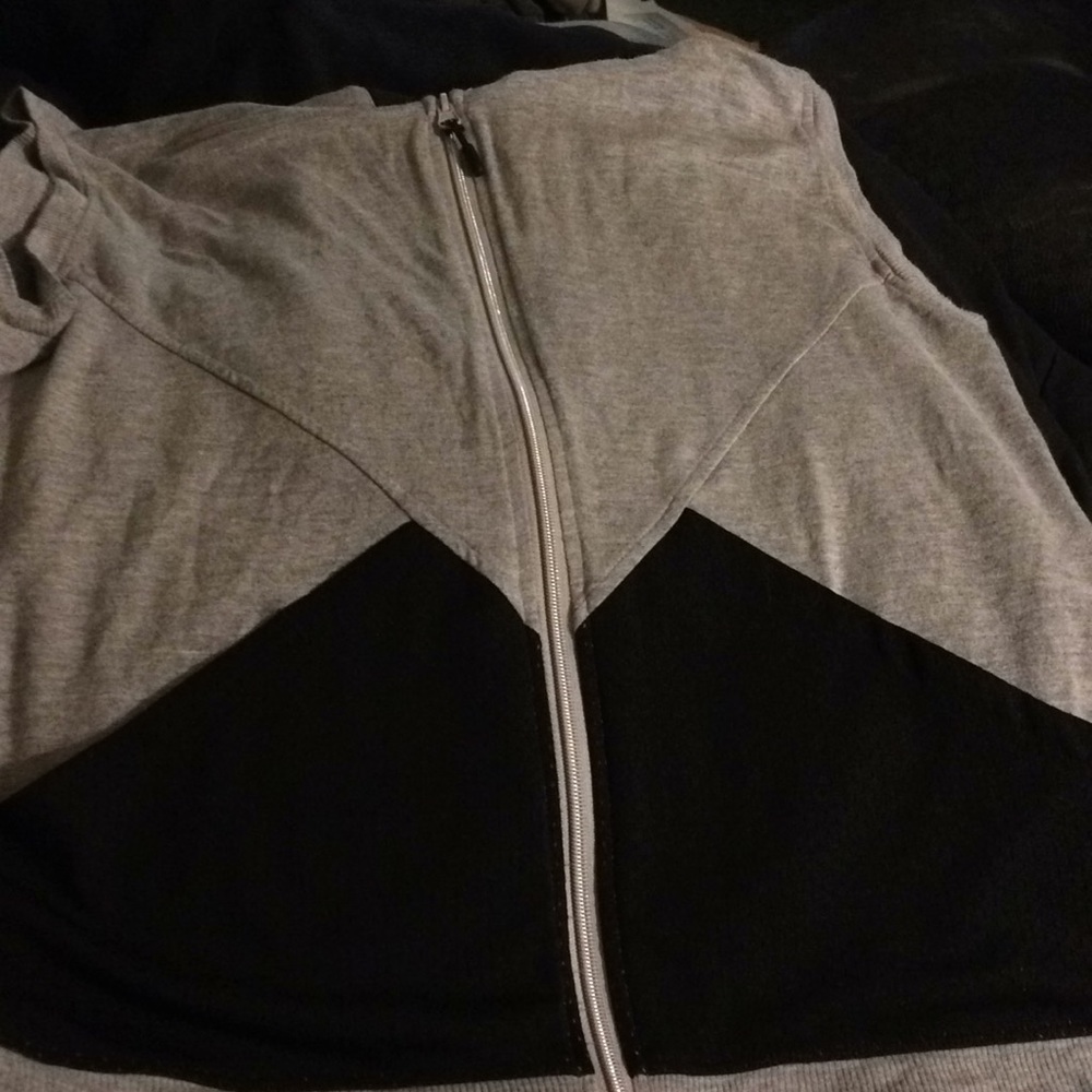 Marika hooded tee